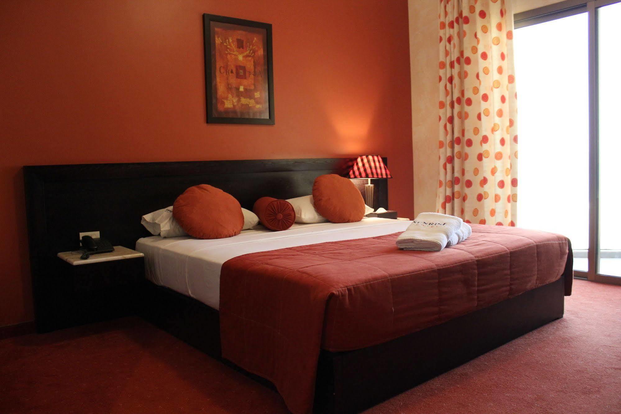 Sunrise Hotel Jounieh Buitenkant foto