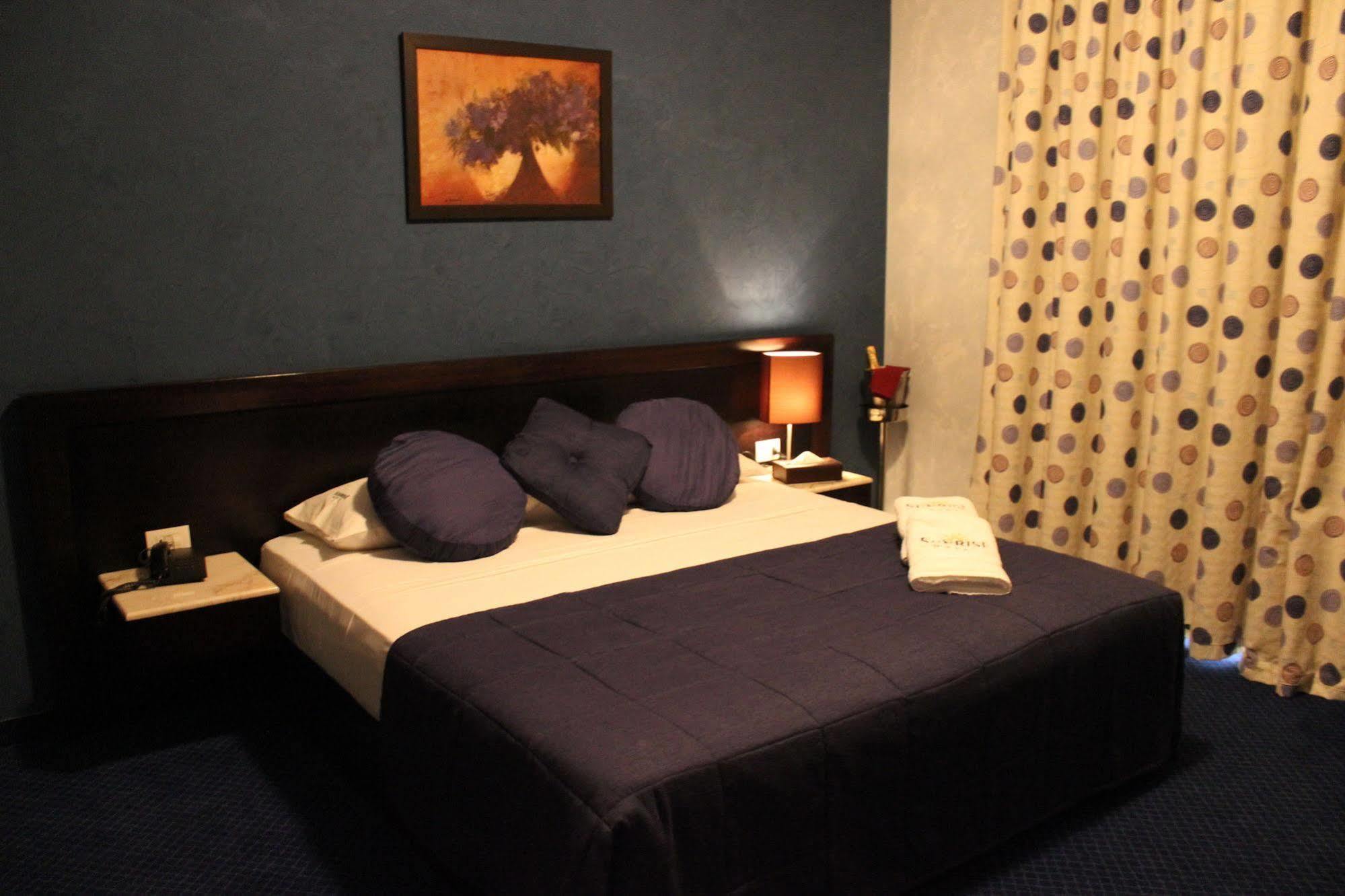 Sunrise Hotel Jounieh Buitenkant foto
