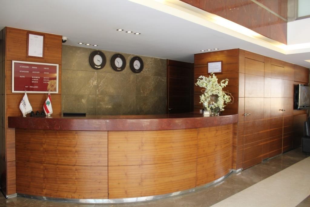 Sunrise Hotel Jounieh Buitenkant foto