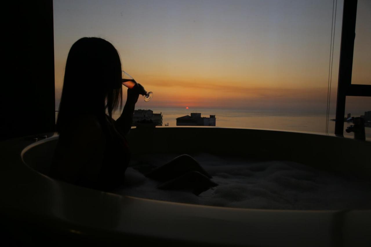 Sunrise Hotel Jounieh Buitenkant foto