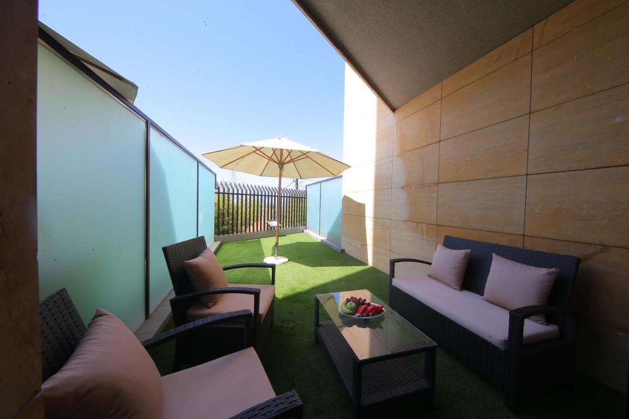 Sunrise Hotel Jounieh Buitenkant foto