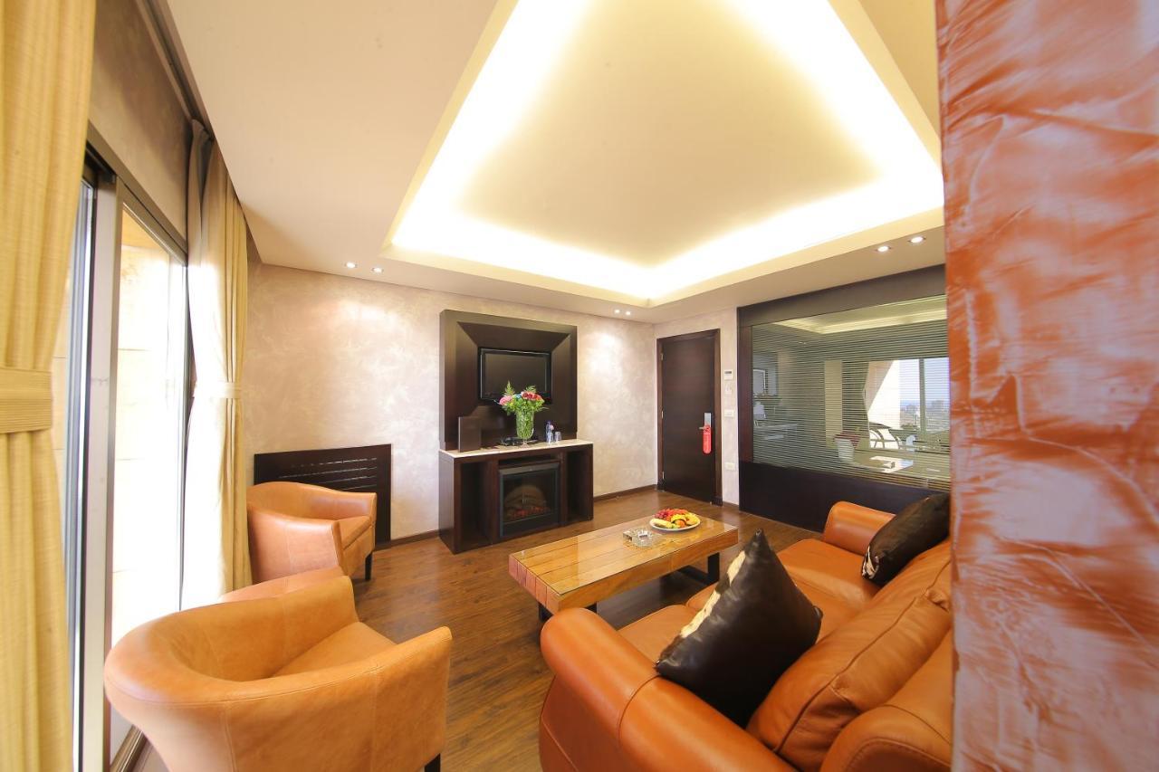 Sunrise Hotel Jounieh Buitenkant foto