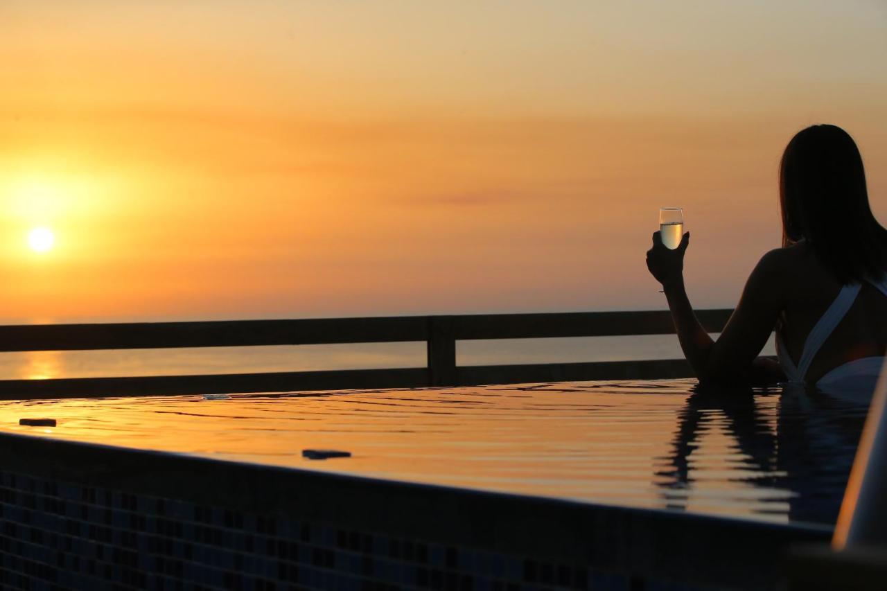 Sunrise Hotel Jounieh Buitenkant foto